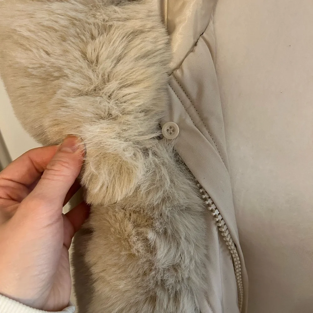 Elegant Tan Teddy Jacket with Fur Trim